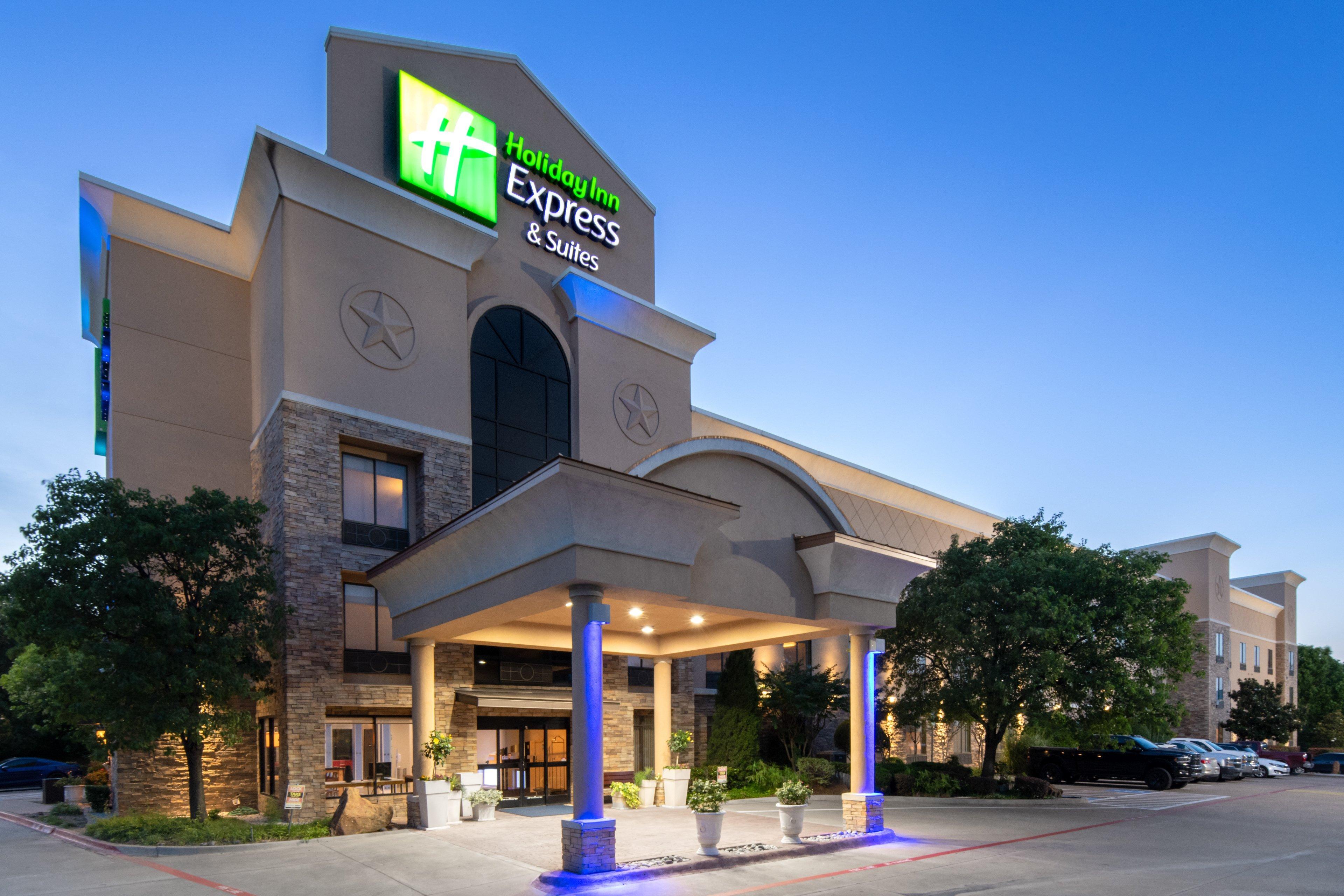 Holiday Inn Express Arlington Interstate 20 Parks Mall By Ihg Экстерьер фото